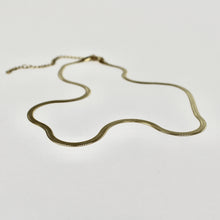 Lade das Bild in den Galerie-Viewer, Fine Snake Halskette Edelstahl