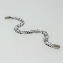 Lade das Bild in den Galerie-Viewer, Full Shine Baguette Edelstahl Armband
