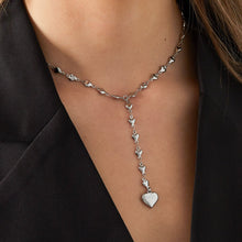 Lade das Bild in den Galerie-Viewer, Lot of Hearts Necklace Silver
