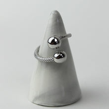 Lade das Bild in den Galerie-Viewer, Kugelring Silber
