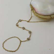 Lade das Bild in den Galerie-Viewer, Handchain Sparkle Gold
